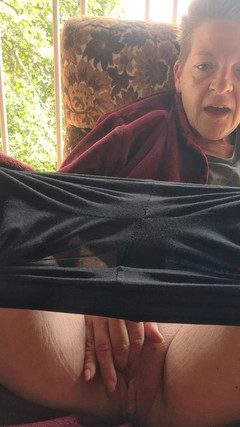 ZenitheBloodRose: Patio Play and a Smoke