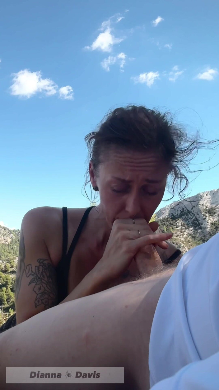 Dianna Davis: Blowjob Break