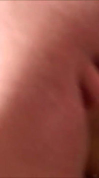 eksakloosiv Carla ki hot choot ki paripakv aadmi dvara chudaee