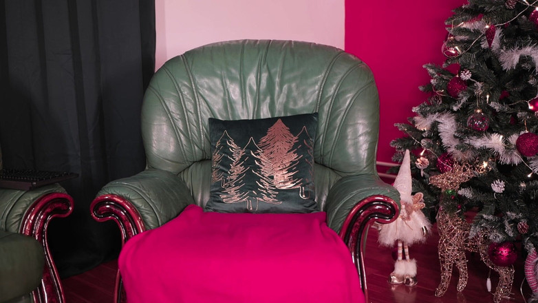 Stella Cardo: 춤추고 나서 자위를 한다