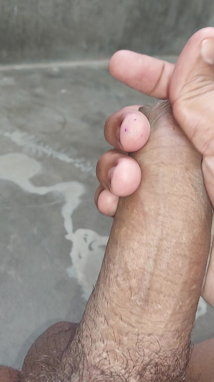 Bigcocka: Grande polla india es la ducha #bigcock #desi polla