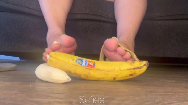 SofieeSoles: 2 banane împotriva degetelor verzi