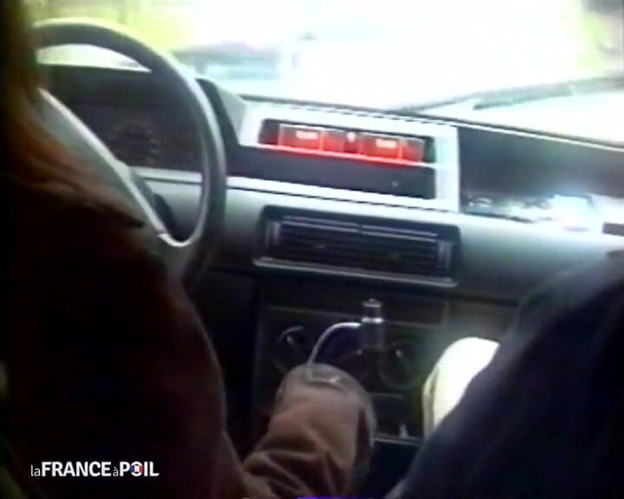 French Family Secrets: Una joven en completa ruptura se acercó a nuestro casteur...