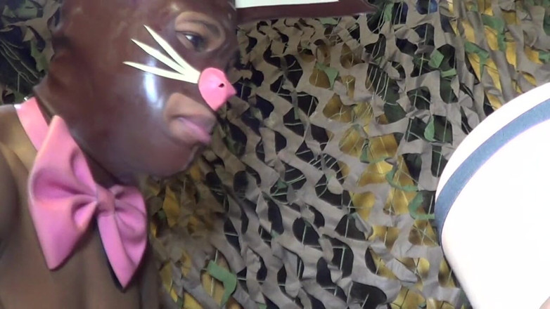 FRENCH HOLES CREAMPIED: French hole twink cremapied by top eboy with mask