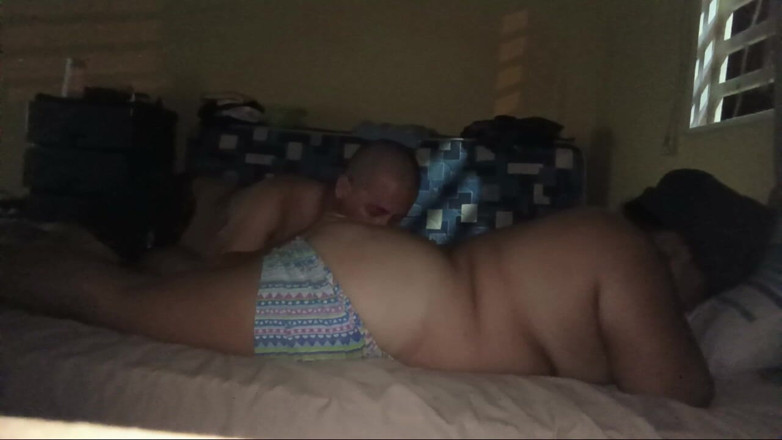 Stepmom_with_big_tits: Zungenanal mit einem guten ende eines guten anal-orgasmen