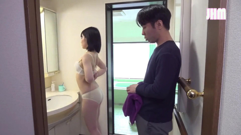 J Hentai Matings: Memori waktu mandi. Abang tiri yang menggoda berubah jadi sesuatu...