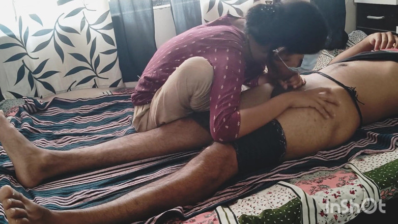 Desishycouple: Video Seks Isteri Kawan - Video Penuh