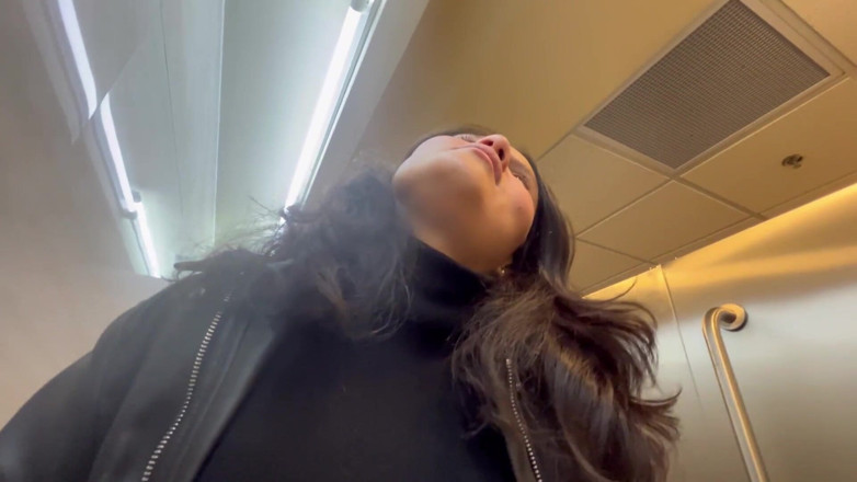 scarlettandc: I Sucked the Vagina of the Woman I Met at...