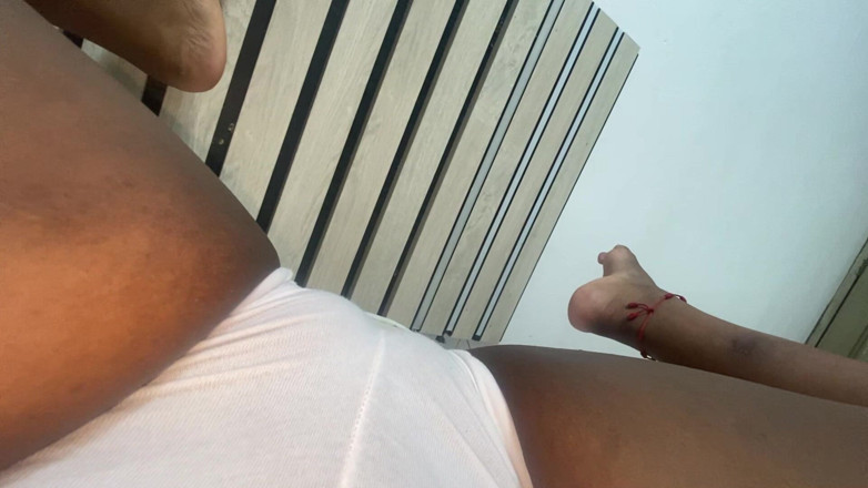 pampammedallo: 새아빠, 난 너에게 이 말도 안되는 을 바치고 있어