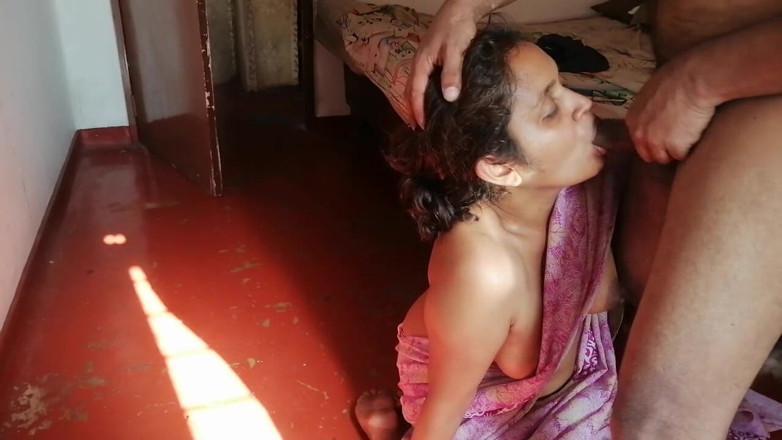 Tina Baby: Eu mostrei à empregada um vídeo de sexo e sua buceta...