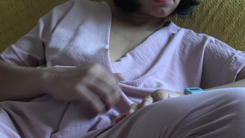 Stepmom Susan: Núm vú sưng húp và móc cu giả