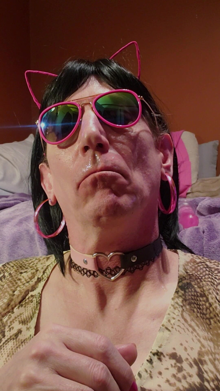 Daphne Desire: Cumslut Daphne Pours Cum on Her Mouth From a Glass...