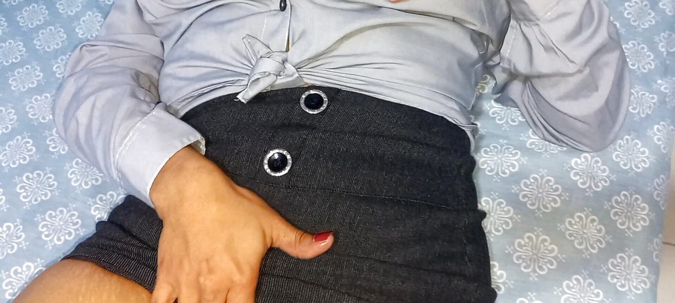 PATY PATY: College nie chce się uczyć i postanawia się masturbować