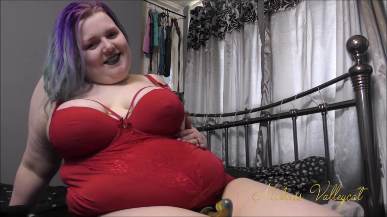Mxtress Valleycat: I need you to go out while my friend comes...