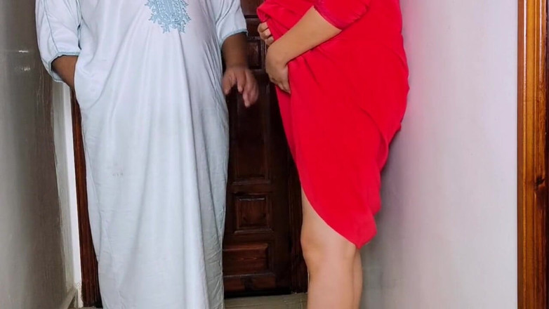 Amal Arab: Madam Amal dan 2 Homme Arab