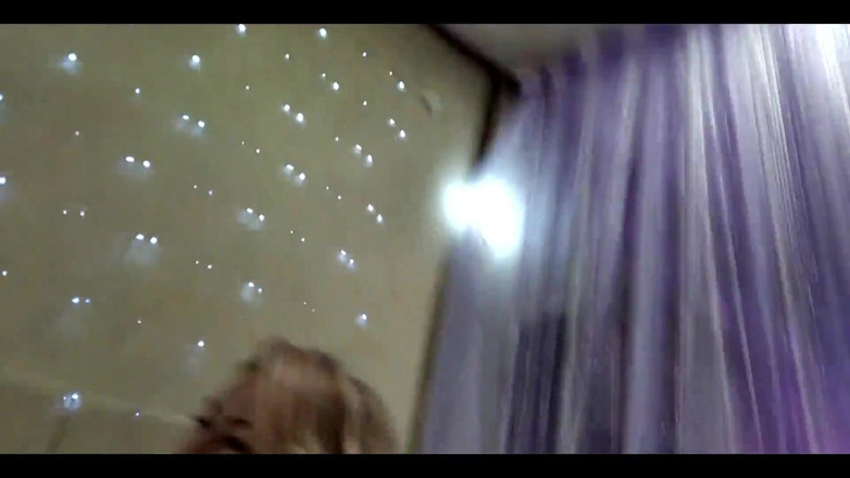 AimeeParadise: Sí, la chica ya tiene 50 años, pero dime, ¿pueden los jóvenes...