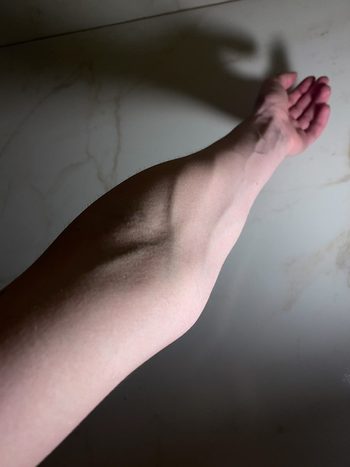 Princess Aisha: О, сексуальные набухшие вены