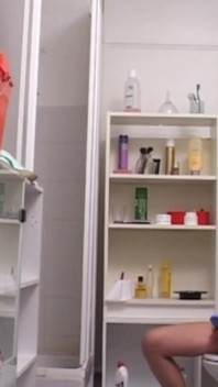 This Romanian Slut Is Very Horny and Masturbates in the Bathroom