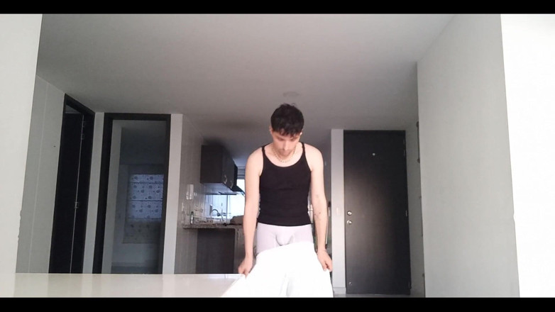 Diego_latinboy: Naked &amp; alone at home 1