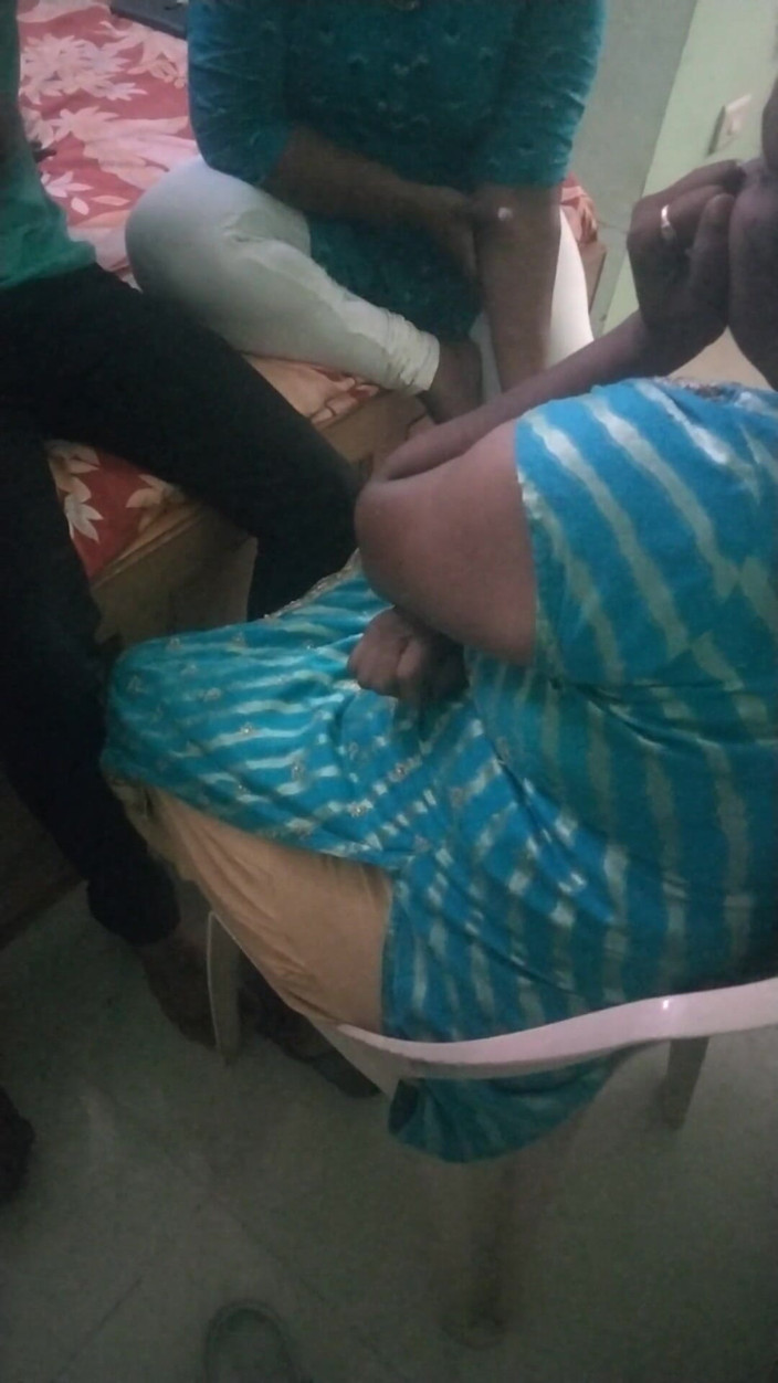Tamil lesbian: Di sebalik Penggambaran. Pasukan kami Menerangkan Mengenai Video Seks kepada...