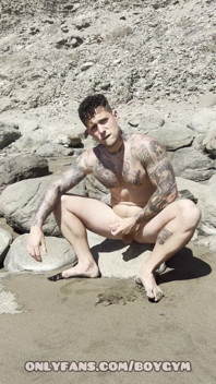 Gay Exhibitionist in a Nudist Beach