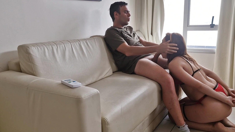 Latinascachondas: Eu quero seu pau na minha boca e dê seu...