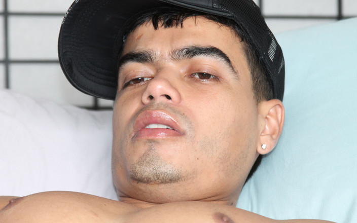 Latino boys porn: Papi Esteban Mexiban melancap