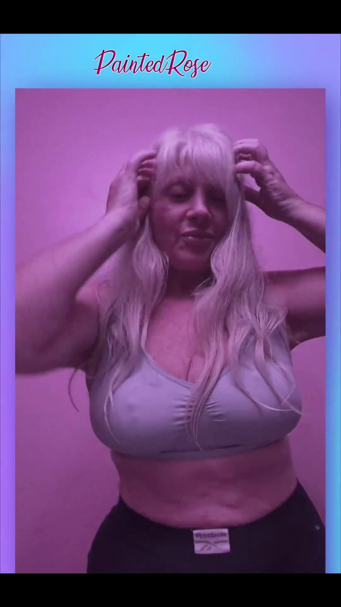 PaintedRose: Futai dans: pentru că e vineri!