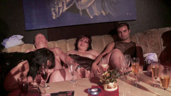 Mature Climax - 100% Mature Videos: Pěkná párty, divoká a sexy