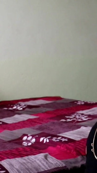 Nachbarin mit dickem arsch, tante in schwarzer bluse lutscht schwanz & harter creampie gefickt