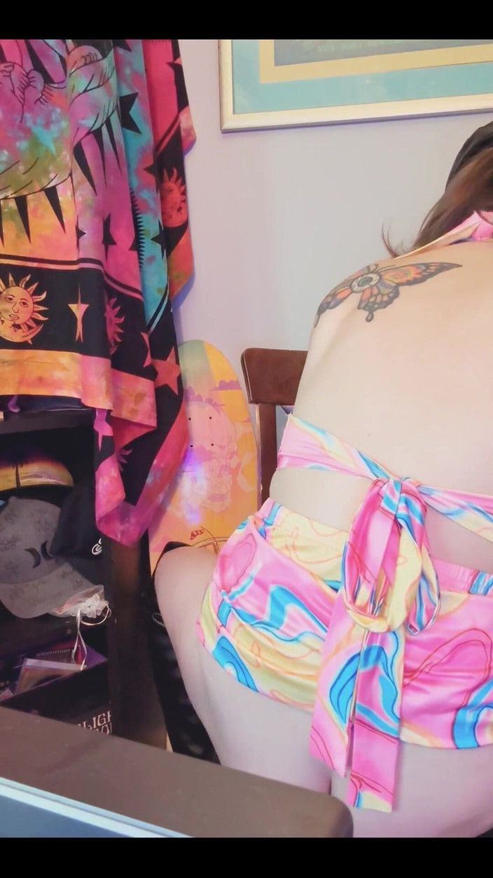 Suzy Wylde: かわいい口開けたスージー!