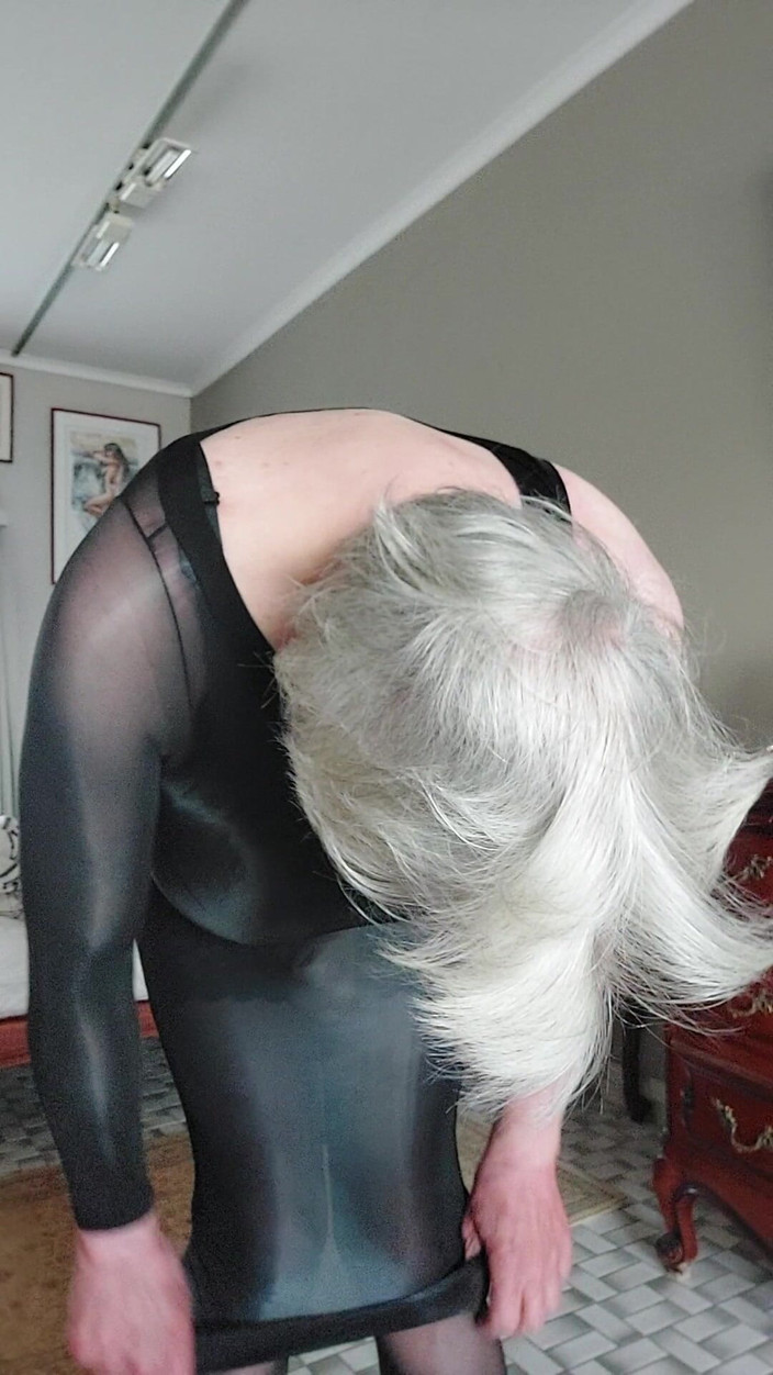 Antoon77: Sweet Dress