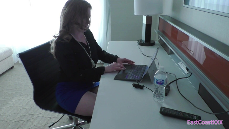 East Coast XXX: Aella Rae - Horny Redhead Intern Creampie