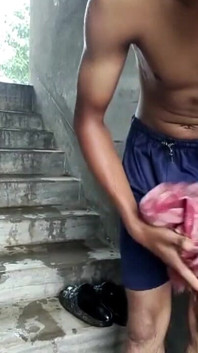 Masturbation in Rain, Showers