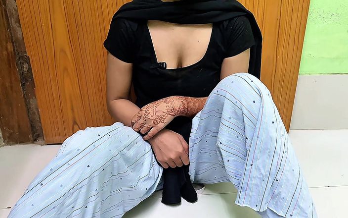 Riya Chowdhury: Sex s mým sexy služebníkem v domácnosti, když moje žena není...