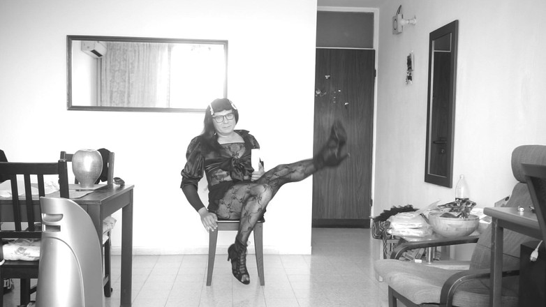 Voyager: Outfit super sexy.