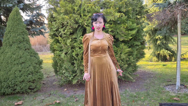 Wanilianna: Taquinage dans le jardin