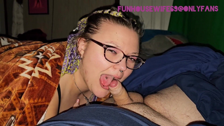 Funhousewife69: 仕事終わりのフェラチオで睾丸を使い果たし、精液を全部飲み込む