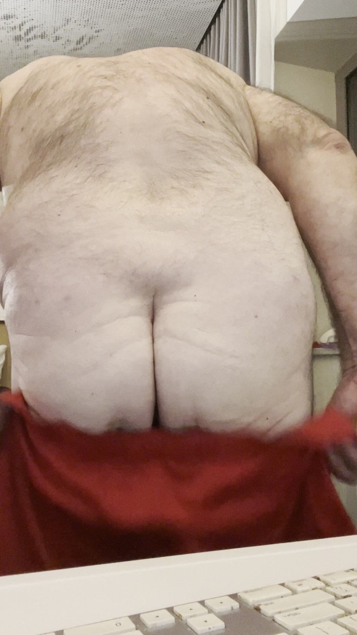 Coach Karl dude lodge: Feb 5 Balls and Butt Dance