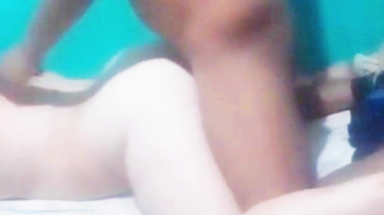 Sofixxx: O pau delicioso da minha cunhada gordinha cavalgando