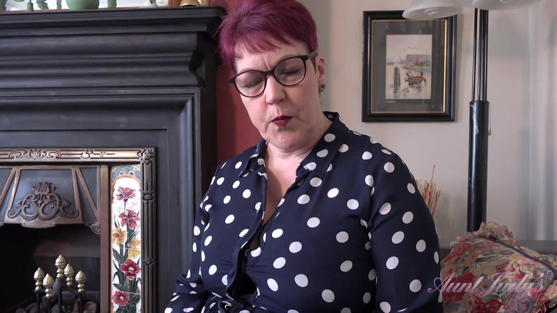 Aunt Judy's: Auntjudys - Your Busty Mature Sex Therapist Layla Bird Sucks Your...