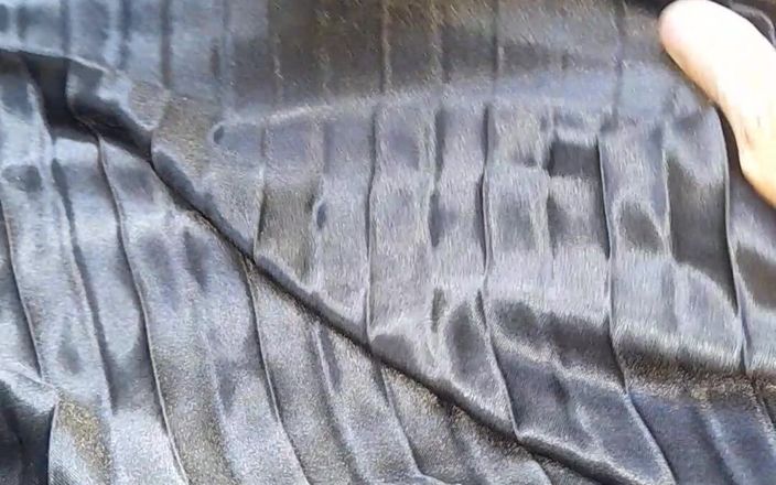 Naomisinka: एशियाई क्रॉसड्रेसर साटन रेशमी अनुरोधित स्कर्ट वीर्य का मजा