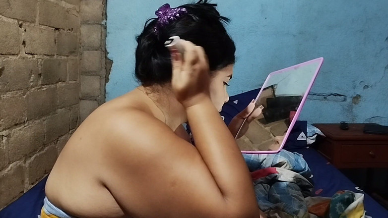 Adribella69: Saya Bersedia Untuk Bertemu dan Mengongkek Kekasih Saya