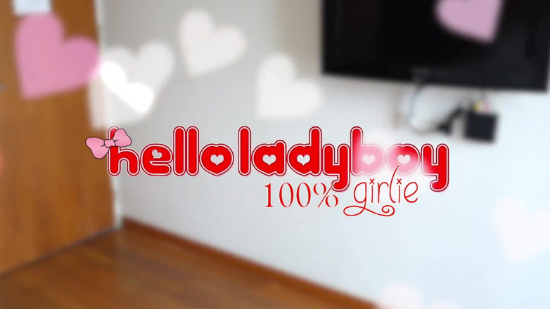 Hello Lady Boy: Mager thailändsk ladyboy fylld med kuk