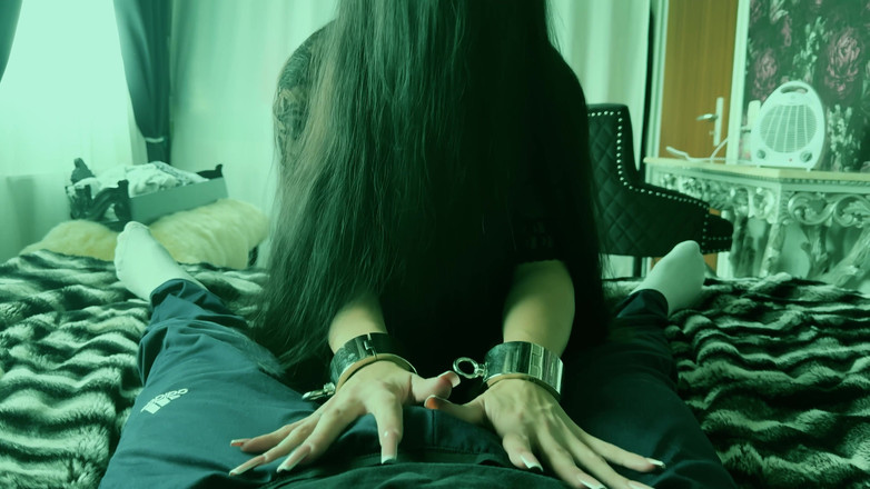 Miss Alessa Milano: POV : Fille d’horreur Samara