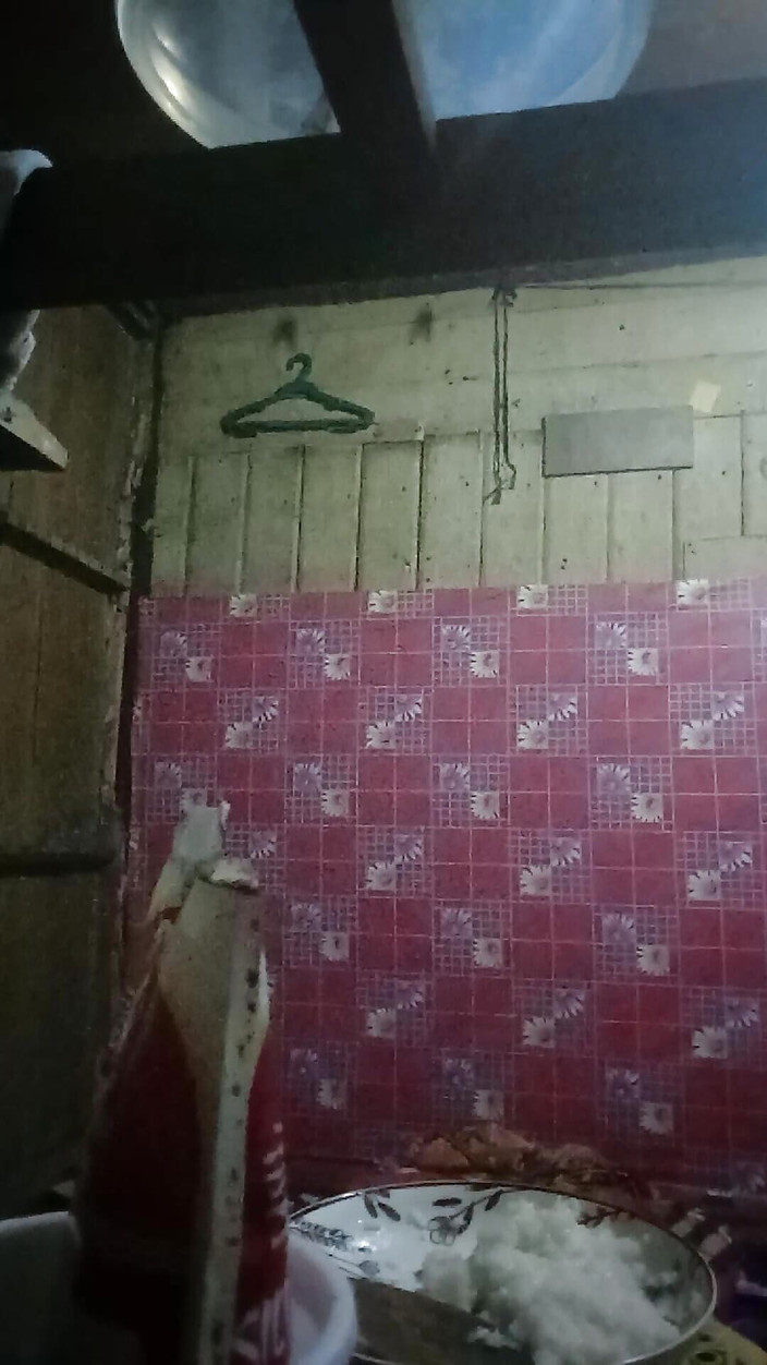 Reynaldo6: Mereka akan bertarung di dalam kamarku karena aku sendirian