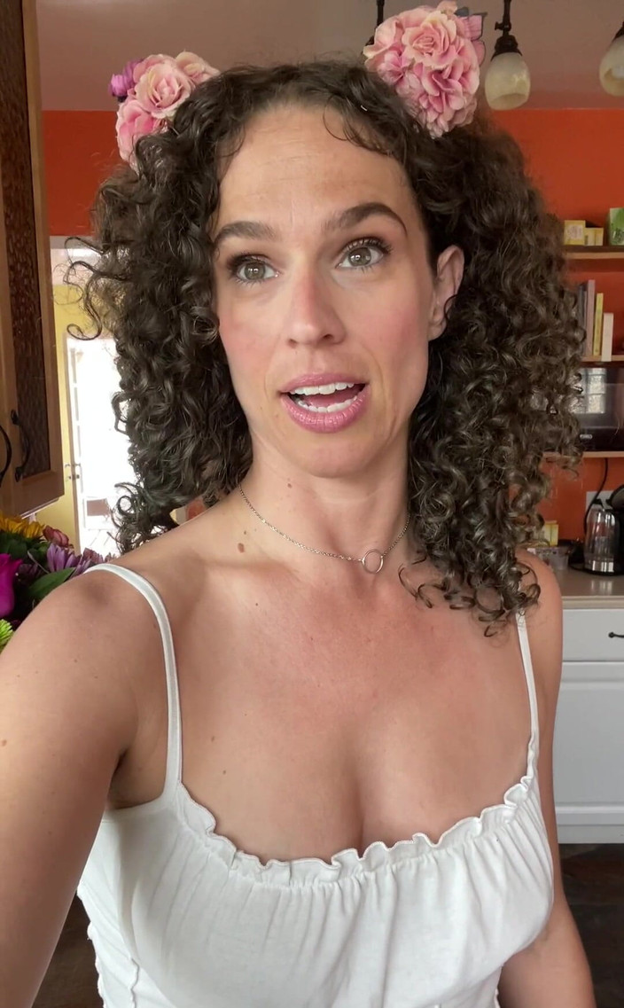 VibeWithMommy: Hei Manusia yang cantik! Saya ditanya semua apa yang seperti...