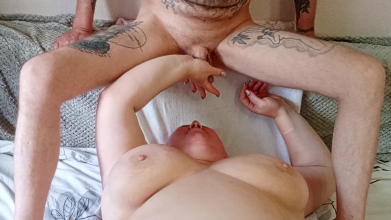 Zona901: Ik trek mijn lul af en kom klaar in de...