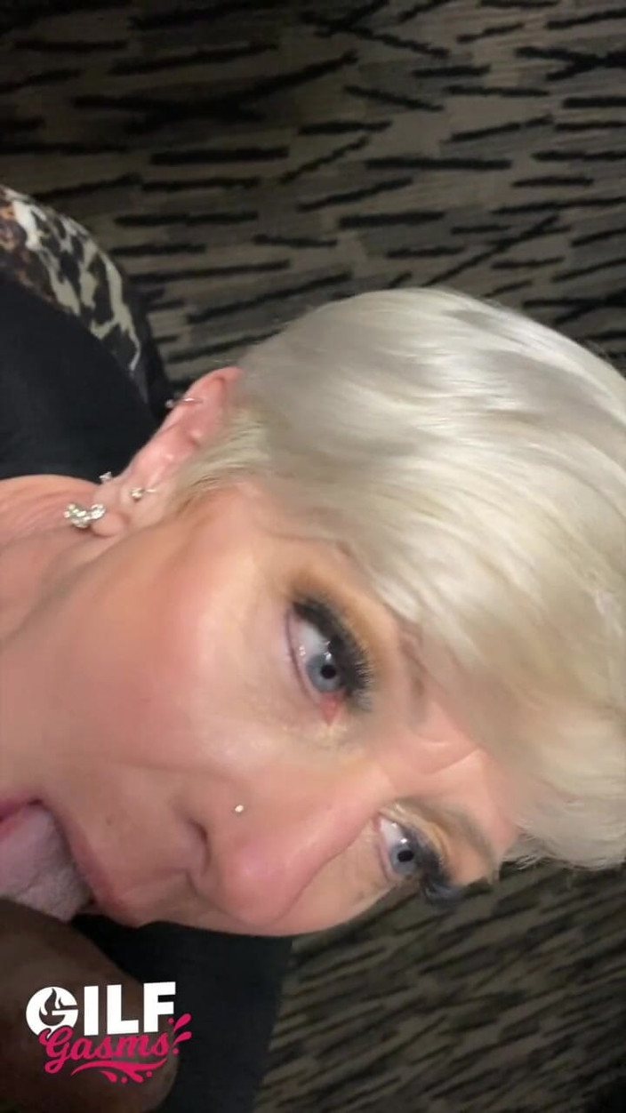 GilfGasms: Foxxxy darlin kriegt BBC pOV 01 tief in die kehle