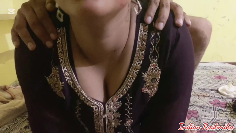 Xxx shot: Rekaman seks tante seksi india lagi asik ngentot sama aksi...
